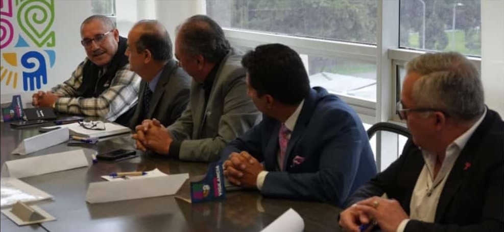 Bogotá 04 abril – El superintendente (e), dr. Raúl Alfonso Gutiérrez Romero, sostuvo hoy una reunión con los diferentes gremios de la vigilancia y seguridad privada, para escuchar sus inquietudes y brindar información relevante para el sector. post thumbnail